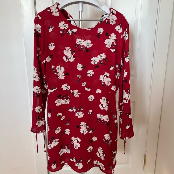 Red Floral Dynamite Dress - Picture 1 of 1